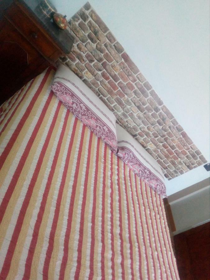 B&B Le Calegare Диано Кастело Екстериор снимка
