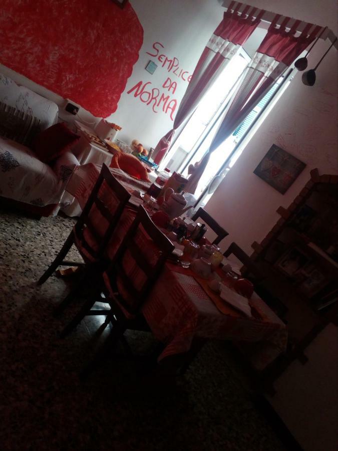 B&B Le Calegare Диано Кастело Екстериор снимка