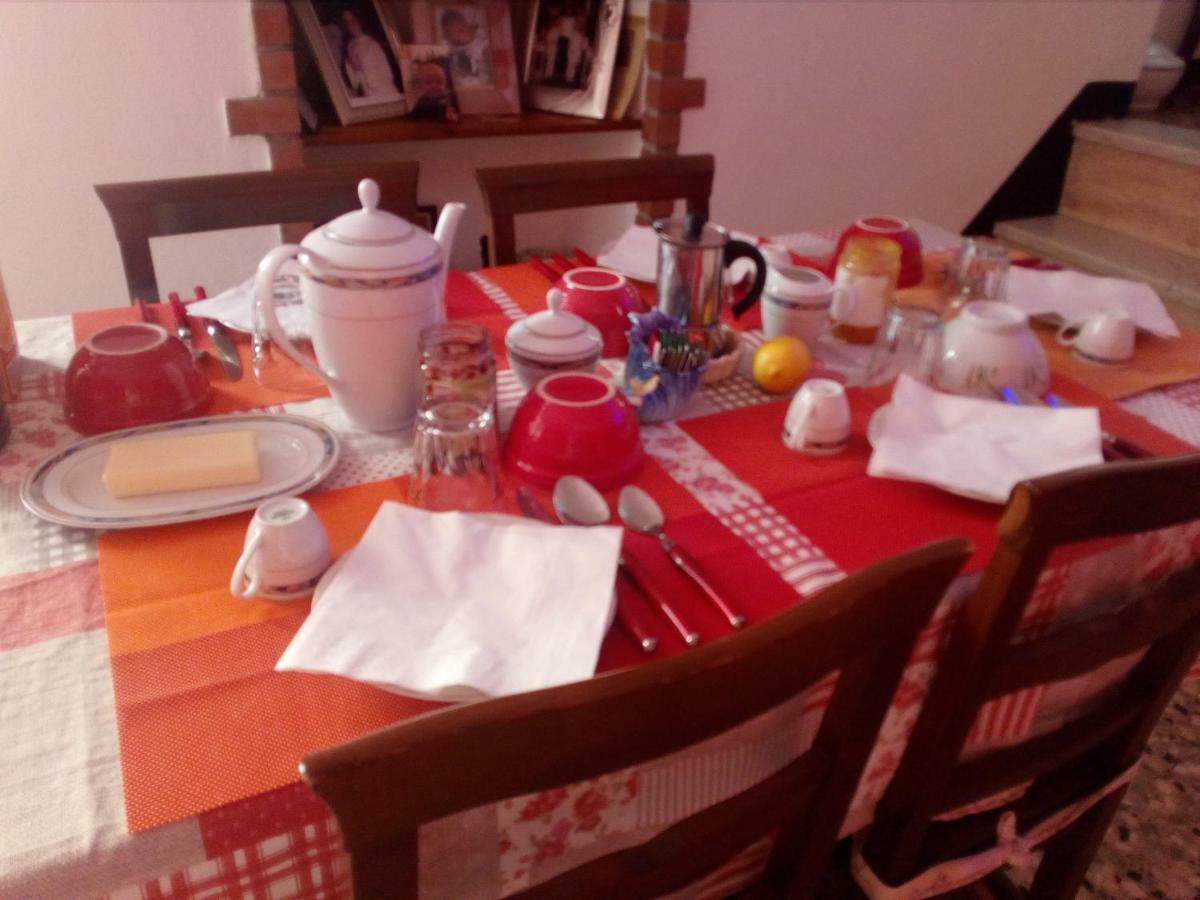 B&B Le Calegare Диано Кастело Екстериор снимка